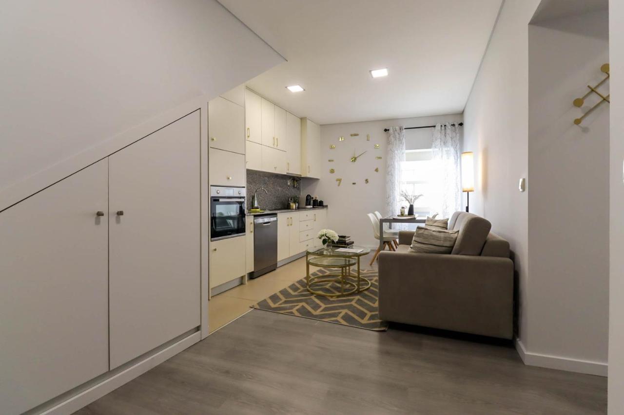 Viana Central - Historical City Centre Apartment ビアナドカステロ エクステリア 写真